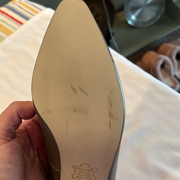 Pewter leather pumps - Picture 3 of 3